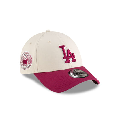 Los Angeles Dodgers Beet 9FORTY Snapback Hat